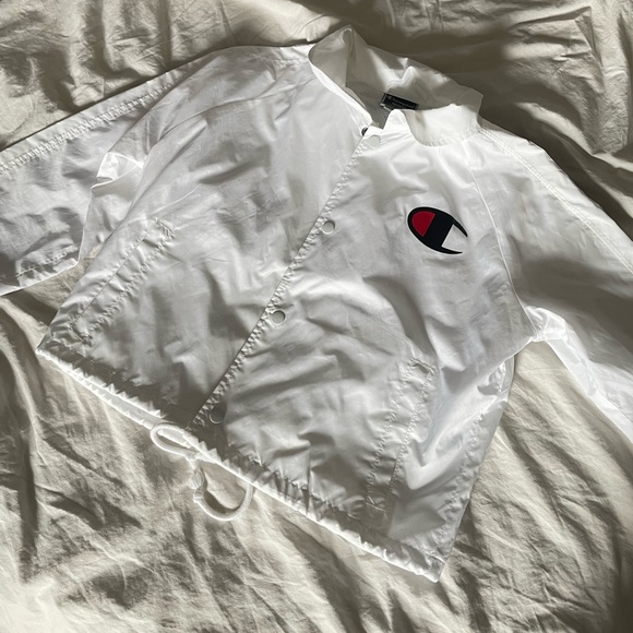 white champion wind breaker (M) - Picture 1 of 2